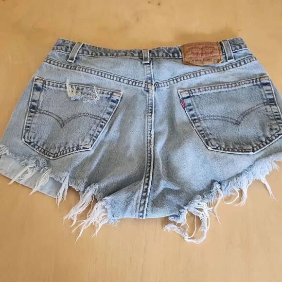 Levi's special reserve custom made unisex distressed denim shorts - Picture 2 of 2